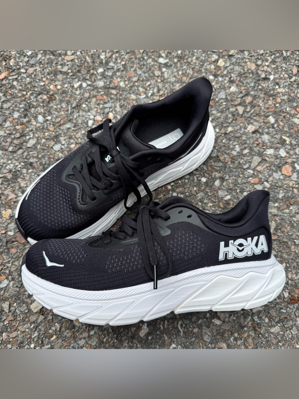 Hoka One One Arahi Shoes Womens 6.5 Black White Running Walking Gym Active Lace - Picture 3 of 8
